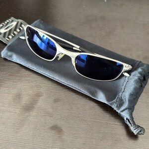 Vintage Oakleys (used like new)